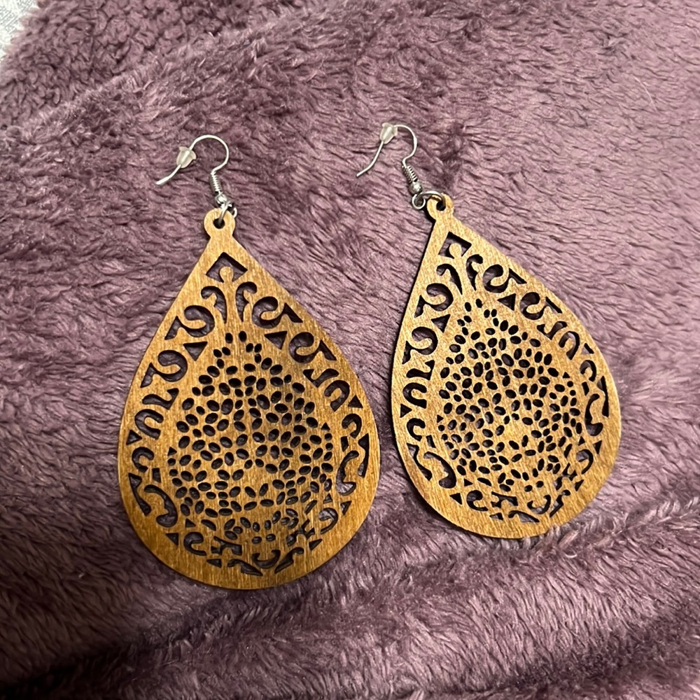 Brown wooden earrings